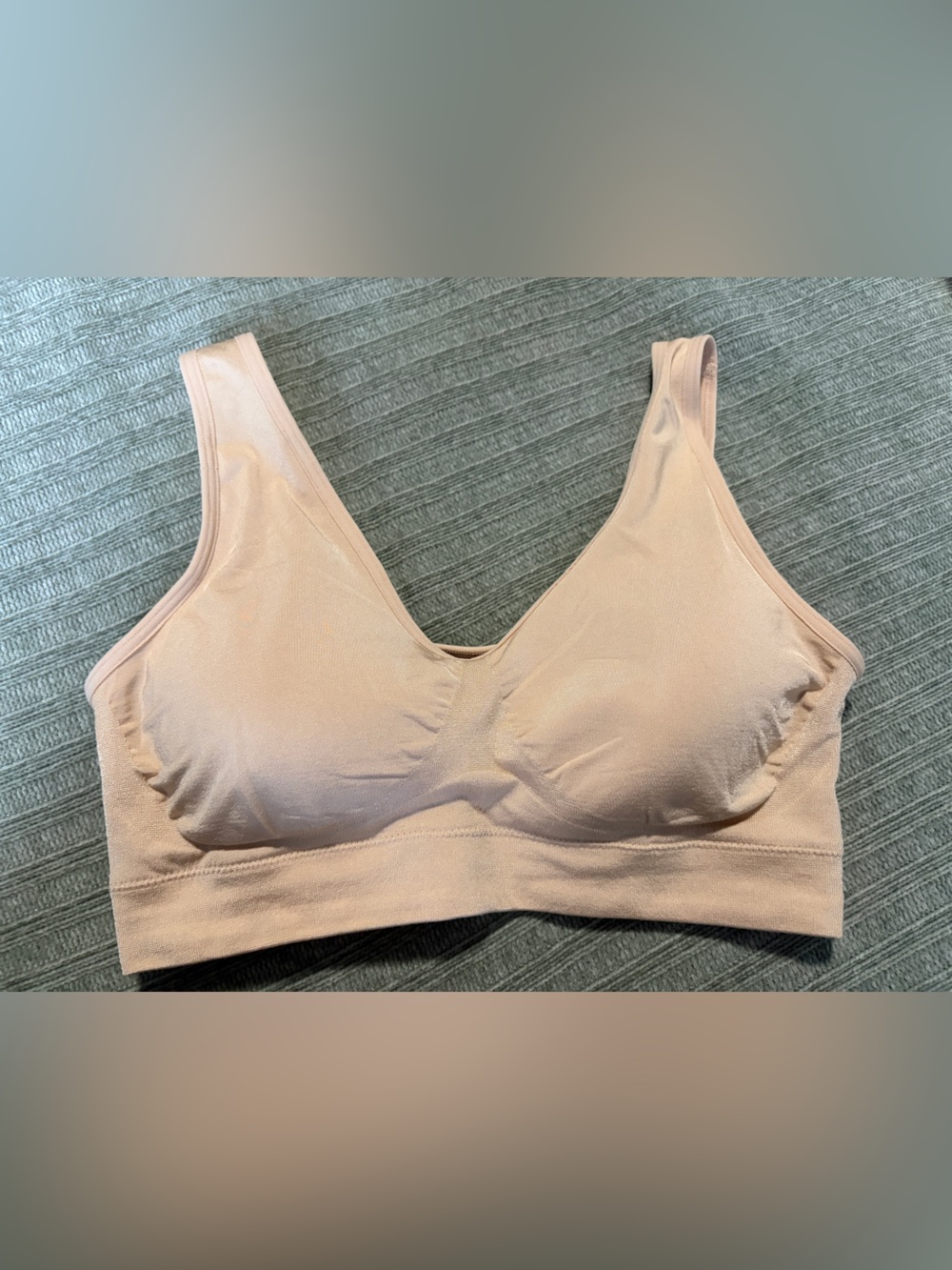 Wacoal Seamless Wireless Nude Bra Size 36 NWOT